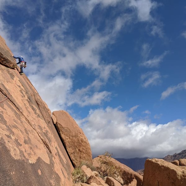 Climbing the sweeping granite crack in Tafraout